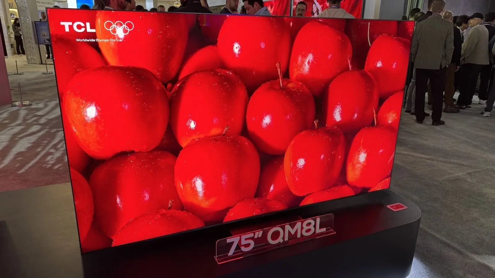 TCL QM8 Pro 2026 TCL